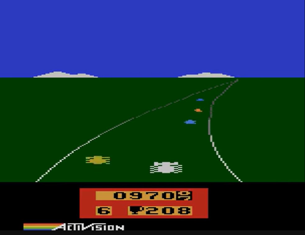 Enduro: Como o Jogo de Corrida do Atari 2600 Simulava Dia, Noite e Neblina em 1983